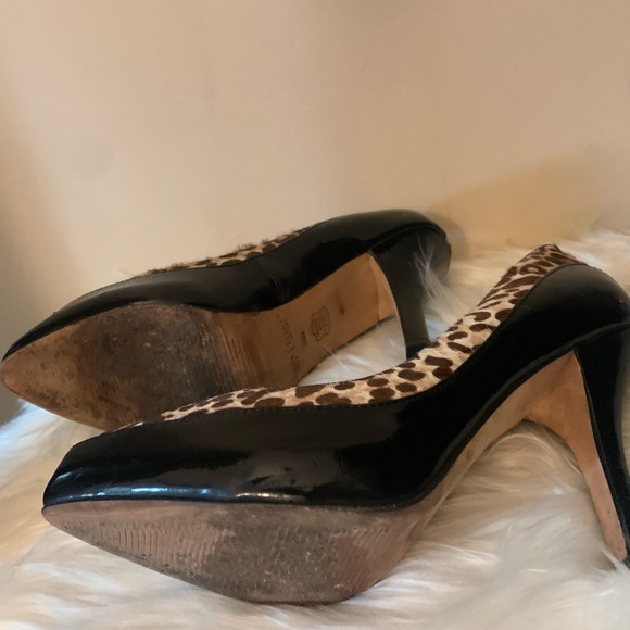 White House Black Market leopard heels size 6.5 - Picture 3 of 5